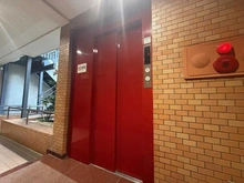 【東京都/渋谷区円山町】ライオンズマンション渋谷 共用部：エレベーターホール