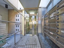 【東京都/台東区根岸】ラミアール鶯谷駅前 エントランス