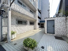 【東京都/渋谷区渋谷】秀和高樹町レジデンス アプローチ