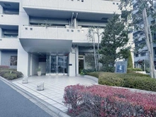 【東京都/渋谷区富ヶ谷】グレイスコート代々木公園 アプローチ