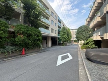 【東京都/渋谷区神宮前】チサンマンション原宿 前面道路