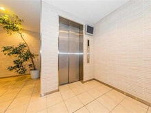 【東京都/港区南青山】オープンレジデンシア南青山骨董通り 共用部：エレベーターホール