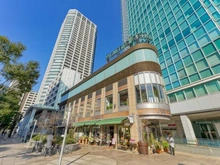 【東京都/港区高輪】グランドメゾン白金高輪パークフロント クイーンズ伊勢丹　白金高輪店（現地より約400m）