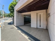 【東京都/港区六本木】オープンレジデンシア六本木美術館前 アプローチ