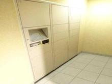 【東京都/町田市小山ヶ丘】ソルグランデメイツ多摩境オレンジコート 宅配BOX