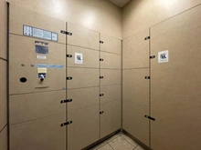 【神奈川県/厚木市栄町】グランスイート本厚木 宅配BOX