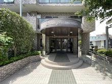 【神奈川県/座間市ひばりが丘】レゾン南林間 エントランス