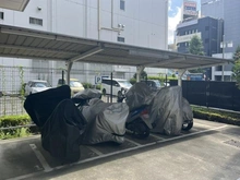 【神奈川県/相模原市中央区相模原】ライオンズタワー相模原ステーショングランデ バイク置場