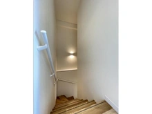 【神奈川県/厚木市田村町】プレール本厚木弐番館 階段