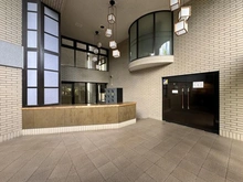 【神奈川県/座間市相模が丘】コスモ相模原スカイエッセ エントランス