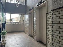【神奈川県/座間市相模が丘】コスモ相模原スカイエッセ 共用施設：エレベーター