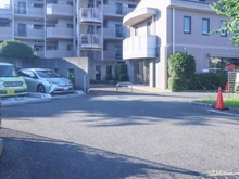 【神奈川県/相模原市中央区田名】ロイヤルステージ相模原番田 駐車場