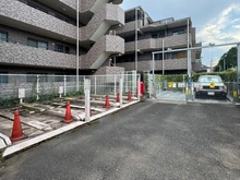 【神奈川県/相模原市中央区清新】ライオンズガーデン相模原 駐車場