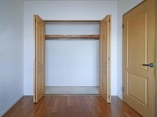 【神奈川県/海老名市河原口】ベルドゥムール海老名弐番館  収納：洋室