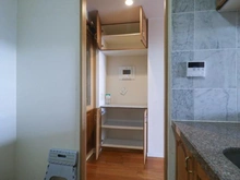 【神奈川県/海老名市河原口】ベルドゥムール海老名弐番館  リビング・ダイニング：収納