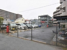 【神奈川県/相模原市南区南台】ネオステージ相模大野 駐車場