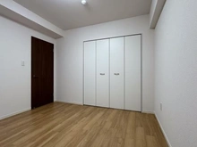 【東京都/町田市小山ヶ丘】グランレガーロ 洋室