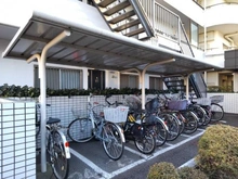 【神奈川県/座間市ひばりが丘】三協・鶴間ガーデンハウス 駐輪場