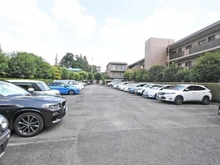 【東京都/町田市三輪町】朝日マンション鶴川台 駐車場