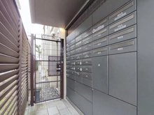 【神奈川県/海老名市東柏ケ谷】グレーシア海老名さがみ野 メールBOX：下段：宅配ボックス