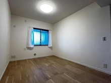 【神奈川県/座間市相模が丘】エステスクエア小田急小田原ステージIII 洋室