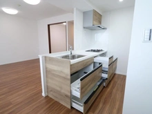 【神奈川県/海老名市柏ケ谷】クリオかしわ台 キッチン：収納