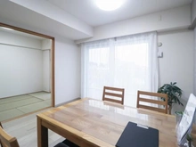 【神奈川県/座間市南栗原】ローレルコートかしわ台　 リビング・ダイニング：（左）和室