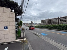 【神奈川県/厚木市戸室】モラーダ厚木プレステージ 前面道路