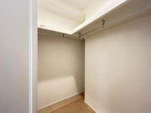 【神奈川県/相模原市南区相模大野】パークスクエア相模大野タワーアンドレジデンス タワー棟 収納：ウォークインクローゼット