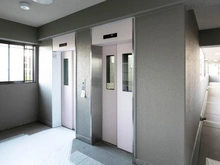 【神奈川県/海老名市河原口】ベルドゥムール海老名弐番館 共用部：エレベーター