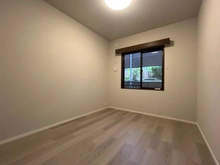 【東京都/町田市玉川学園】コスモ玉川学園前 洋室