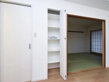 【神奈川県/相模原市南区古淵】ナイスアーバン古淵 リビング・ダイニング：収納