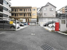 【神奈川県/相模原市南区古淵】ナイスアーバン古淵 駐車場