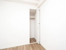 【東京都/町田市小山ヶ丘】グランレガーロ 収納：洋室
