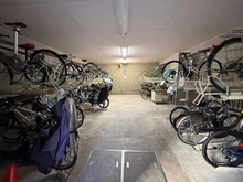 【東京都/町田市原町田】メゾンエクレーレ町田 駐輪場