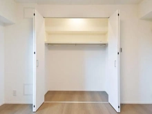 【神奈川県/横浜市旭区若葉台】若葉台団地 4-14号棟 収納：洋室