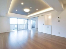 【神奈川県/横浜市旭区若葉台】若葉台団地 4-14号棟 リビング・ダイニング：（右奥）洋室