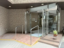 【神奈川県/海老名市中央】ロイヤルステージ海老名III エントランス