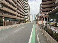 【神奈川県/海老名市中央】ロイヤルステージ海老名III 前面道路