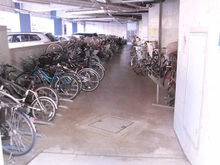 【東京都/町田市南成瀬】カウンテスコート 駐輪場