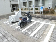 【神奈川県/座間市相模が丘】エステ・スクエア小田急相模原ステージIV バイク置場