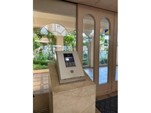 【神奈川県/座間市相模が丘】ルネ小田急相模原モア・ステージ エントランス