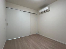 【神奈川県/座間市ひばりが丘】三協鶴間ガーデンハウス 洋室