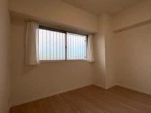 【神奈川県/座間市ひばりが丘】三協鶴間ガーデンハウス 洋室