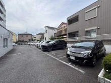 【神奈川県/座間市ひばりが丘】三協鶴間ガーデンハウス 駐車場