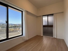 【神奈川県/厚木市水引】ロイヤルステージ本厚木I 洋室