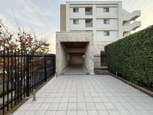 【神奈川県/横浜市青葉区奈良】青葉山手台クローバーヒルズ エントランス