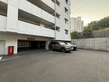 【神奈川県/横浜市青葉区奈良】青葉山手台クローバーヒルズ 駐車場