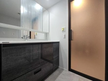 【神奈川県/相模原市中央区清新】レクセルガーデン相模原 洗面所