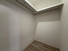 【東京都/町田市中町】パレス町田 収納：ウォークインクローゼット